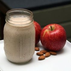 Jessica Simpsons Trainer Shares His Slim-Down Breakfast Smoothie Recipe: Ingredients: Makes 1 16 oz. serving Ingredients: 5 raw almonds 1 red apple 1 banana 3/4 cup nonfat Greek yogurt 1/2 cup nonfat milk 1/4 teaspoon cinnamon Preparation: Place all ingredients in a blender. (Depending on how powerful your blender is, you may need to chop the apple and almonds into small pieces before blending.) Blend on medium-high for 30 seconds I'll use coconut water or almond milk