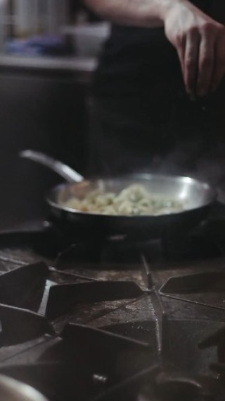 Pan Reel